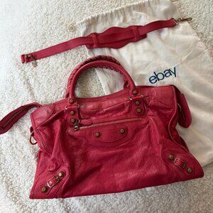 Balenciaga Classic City Leather Shoulder Bag size Medium
